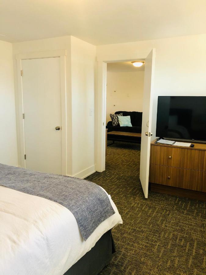 Blue Sage Inn & Suites Бландинг Экстерьер фото
